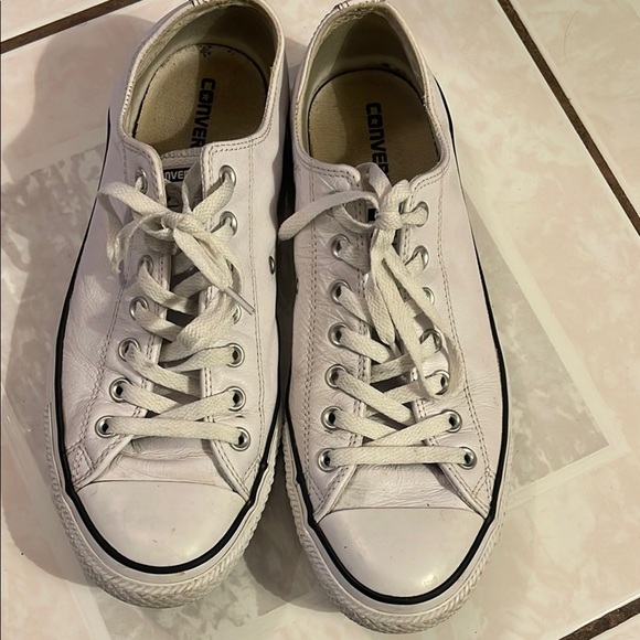 Converse Classic White Lace-Up Sneakers - Picture 1 of 5